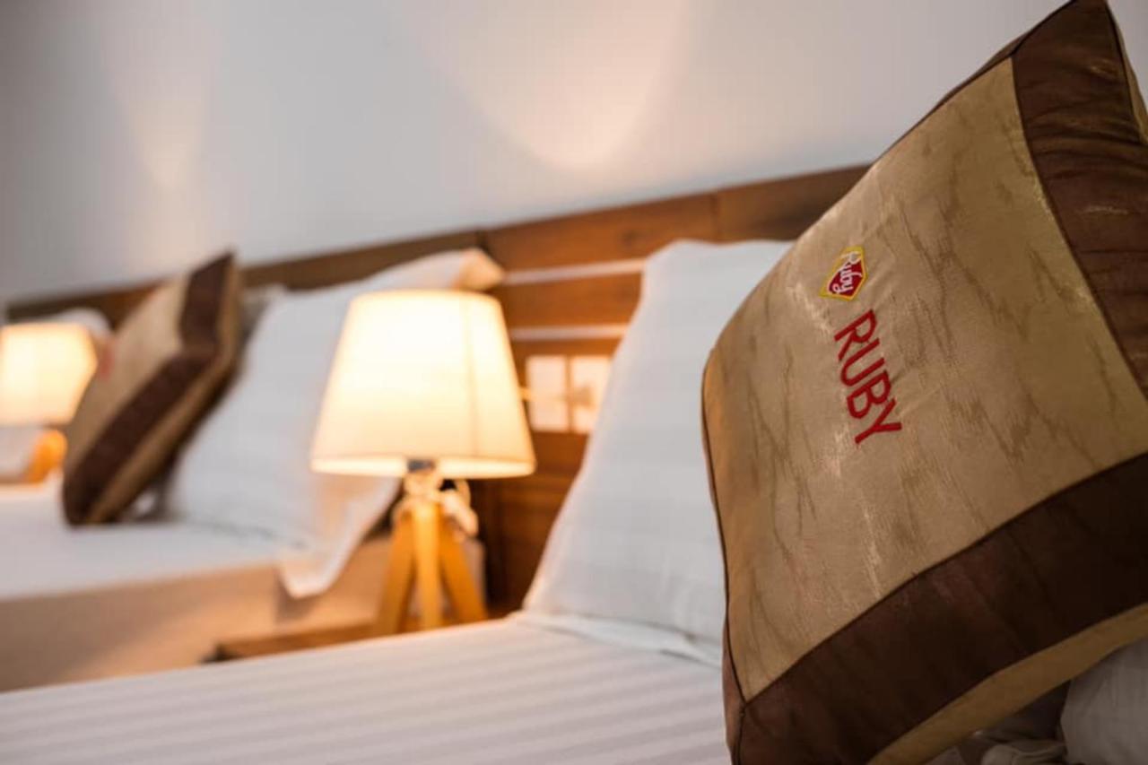 Ruby Hotel Cat Ba Dong Khe Sau Екстер'єр фото